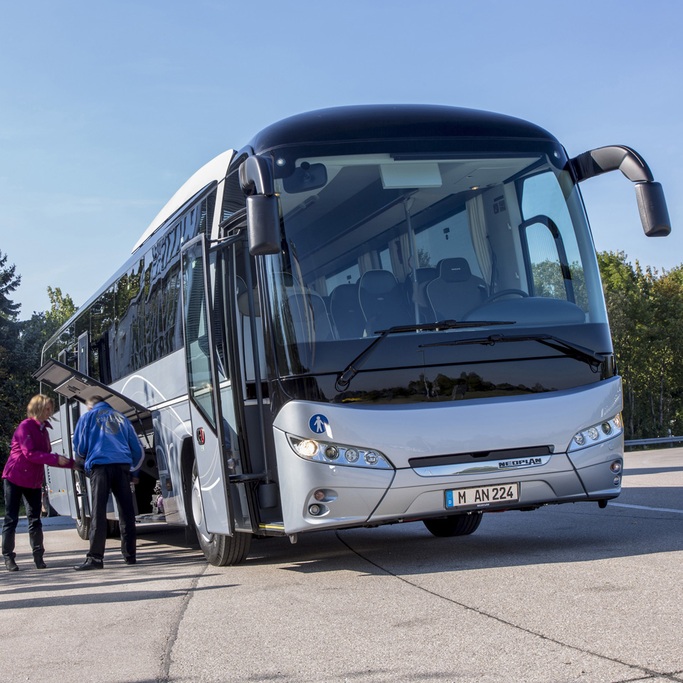 NEOPLAN BUS